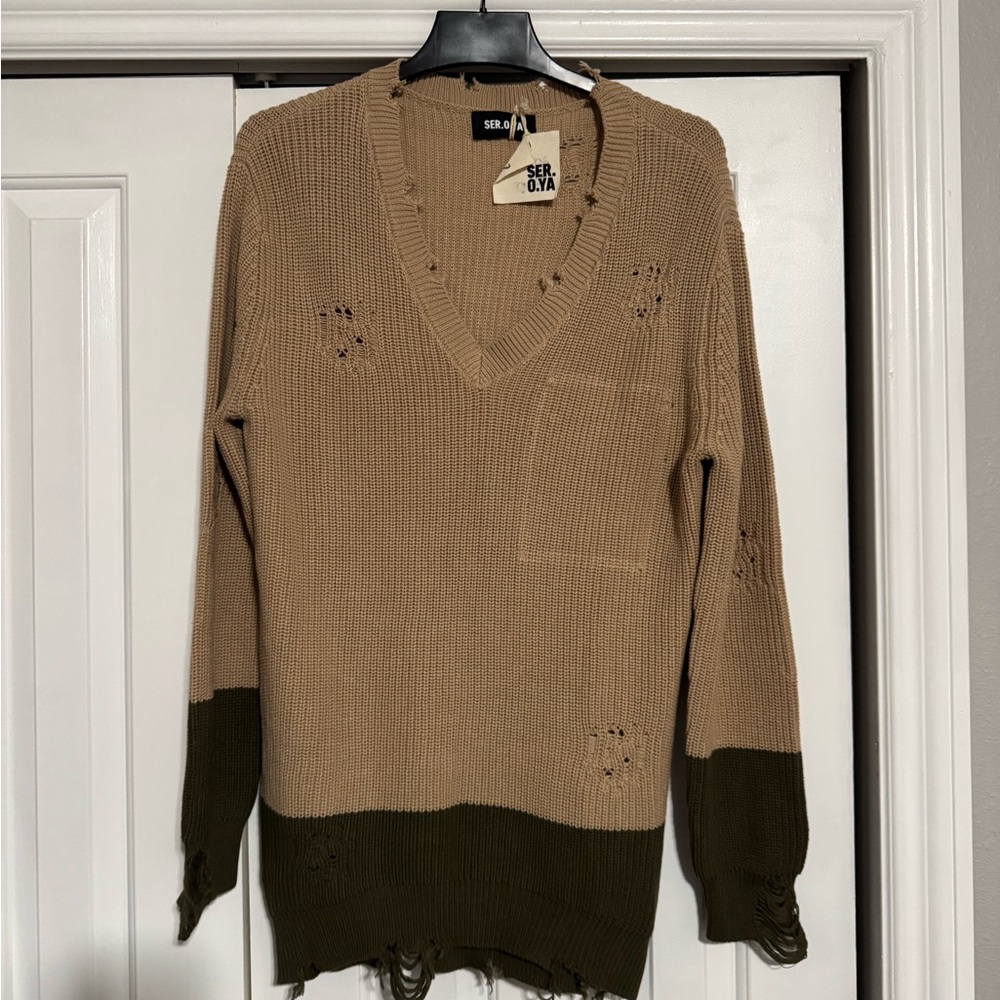 SER.O.YA V-Neck Sweater in Tan and Olive